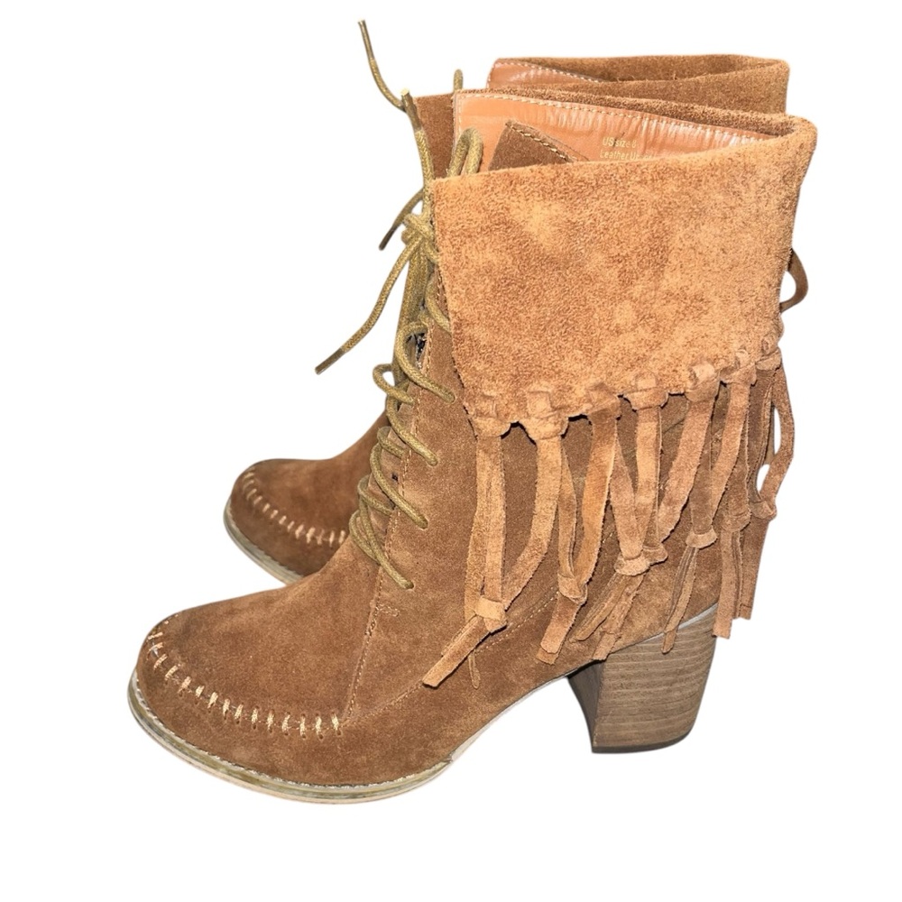 SBICCA Vintage Collection Wagon Brown
Fringe Moccasin Boots Booties size 8